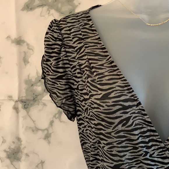 NWOT Medium Zebra Top Contrast Dress - Picture 5 of 13